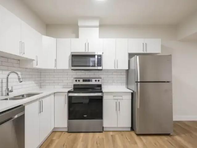 1 Bedroom Apartment Edmonton AB 104180877