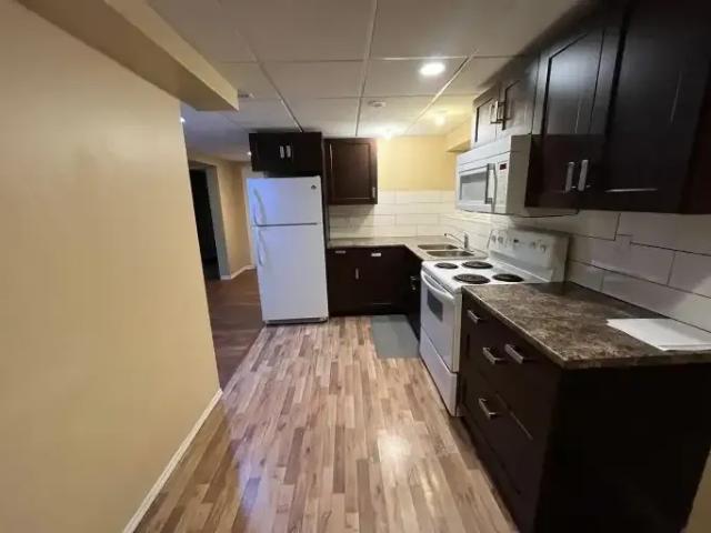1 Bedroom Apartment Edmonton AB 104181675