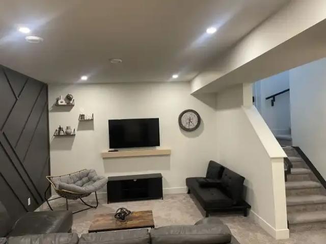 1 Bedroom Apartment Edmonton AB 104182148