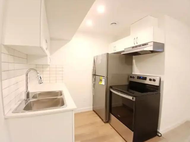 1 Bedroom Apartment Edmonton AB 104182981