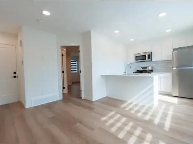 1 Bedroom Apartment Edmonton AB 104470575