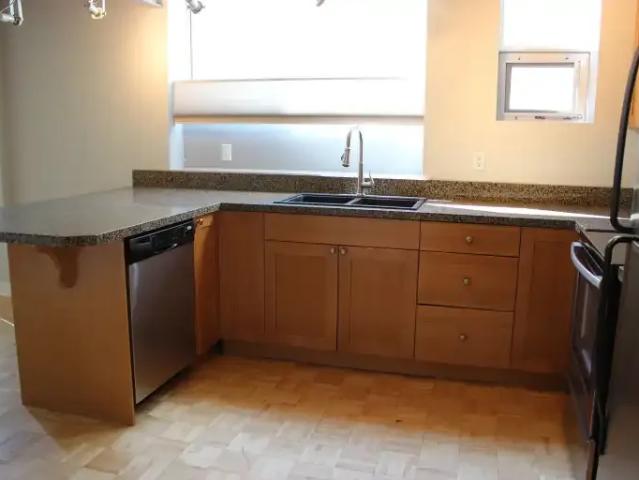 1 Bedroom Apartment Edmonton AB 104506769
