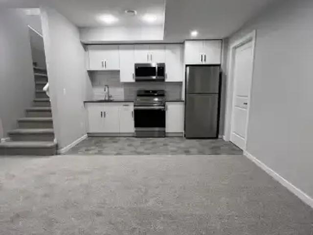 1 Bedroom Apartment Edmonton AB 104535554