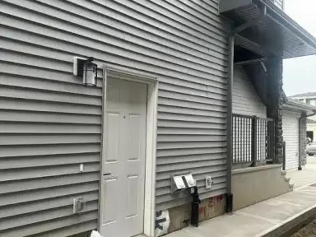 1 Bedroom Apartment Edmonton AB 104638355