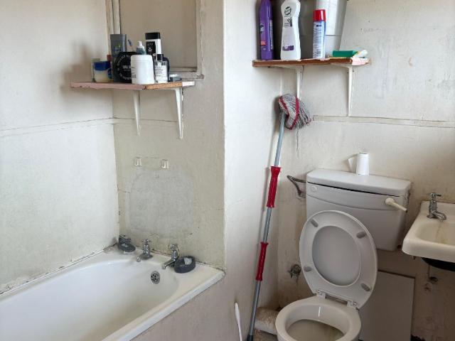 1 Bedroom Apartment / Flat For Sale in Bloemfontein Central