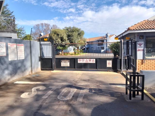 1 Bedroom Apartment / Flat For Sale in Brenthurst