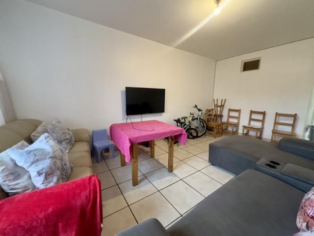 1 Bedroom Apartment / Flat For Sale in Glenwood