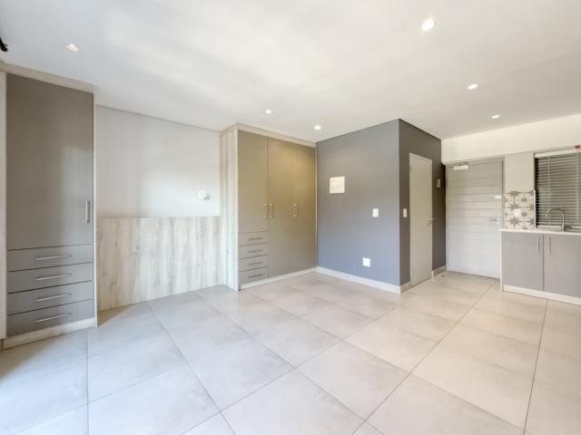 1 Bedroom Apartment / Flat For Sale in Dennesig