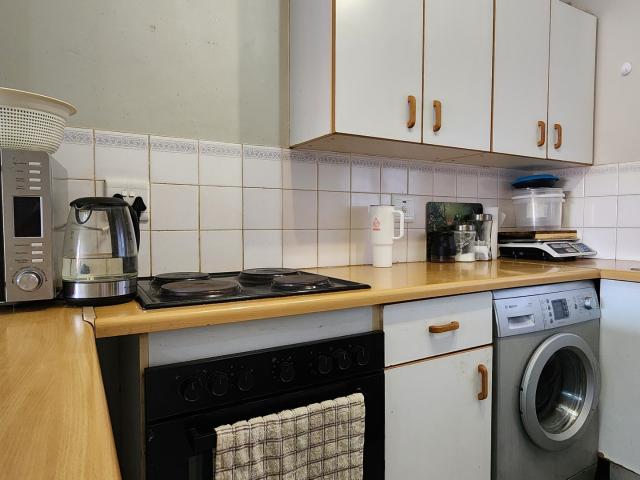 1 Bedroom Apartment / Flat For Sale in Die Hoewes
