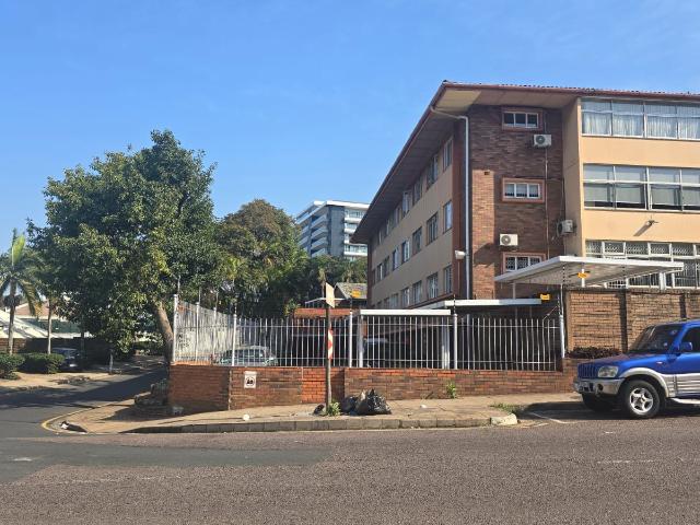 1 Bedroom Apartment / Flat For Sale in Essenwood