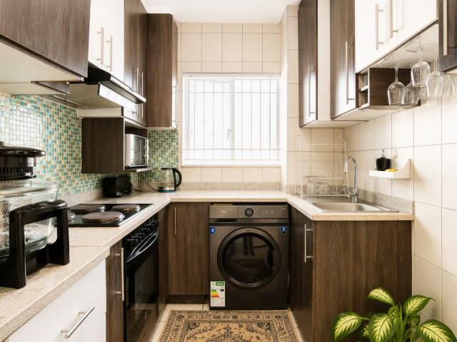 1 Bedroom Apartment / Flat For Sale in Essenwood