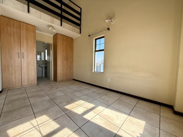 1 Bedroom Apartment / Flat For Sale in Kosmosdal