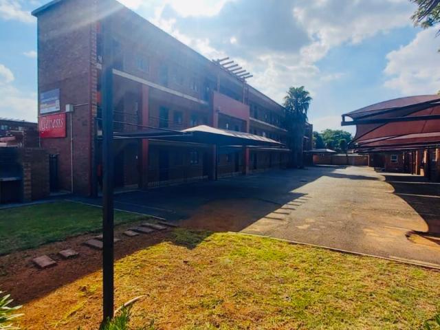 1 Bedroom Apartment / Flat For Sale in Kempton Park Central
