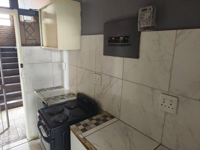 1 Bedroom Apartment / Flat For Sale in Muckleneuk