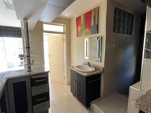 1 Bedroom Apartment / Flat For Sale in North Beach