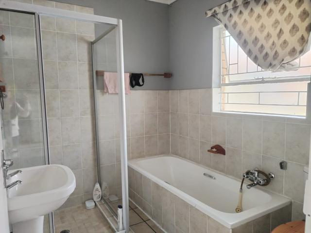1 Bedroom Apartment / Flat For Sale in Secunda