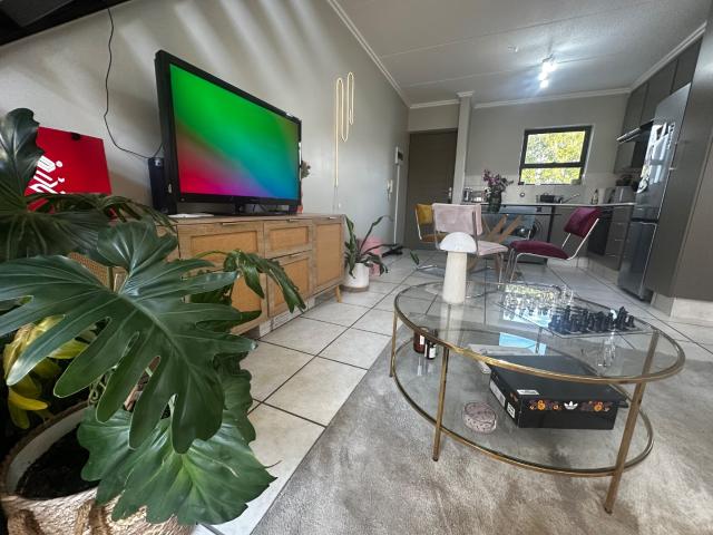 1 Bedroom Apartment / Flat For Sale in Paulshof