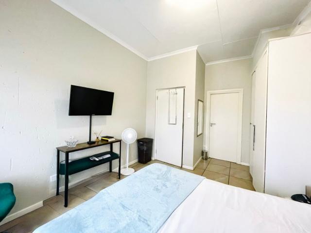 1 Bedroom Apartment / Flat For Sale in Pineslopes