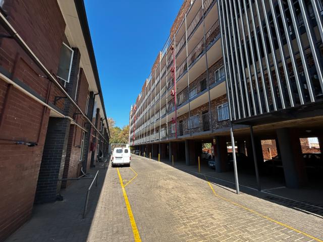 1 Bedroom Apartment / Flat For Sale in Pretoria West