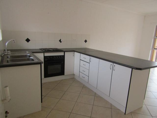 1 Bedroom Apartment / Flat For Sale in Rensburg