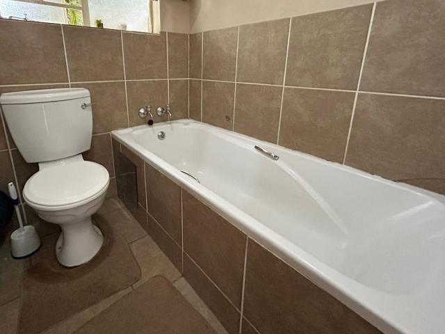 1 Bedroom Apartment / Flat For Sale in Rustenburg Central