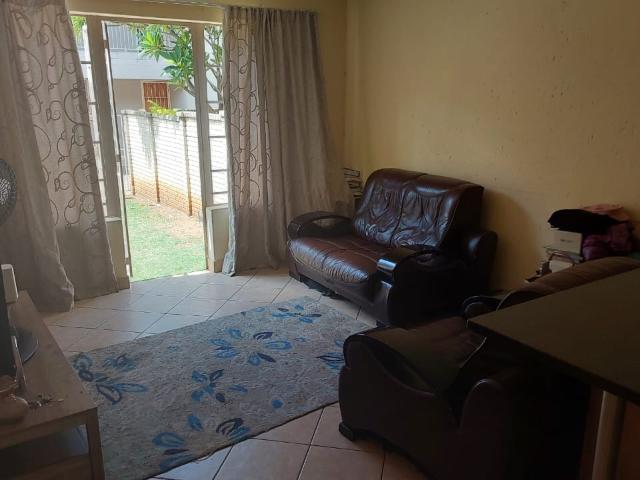 1 Bedroom Apartment / Flat For Sale in Waterval East