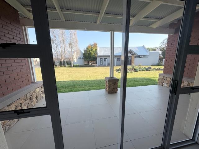 1 Bedroom Apartment / Flat For Sale in Upington Rural
