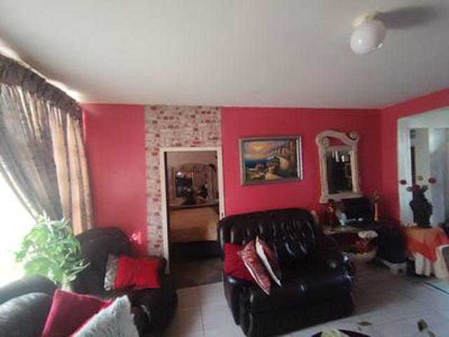 1 bedroom apartment / flat on the ma.