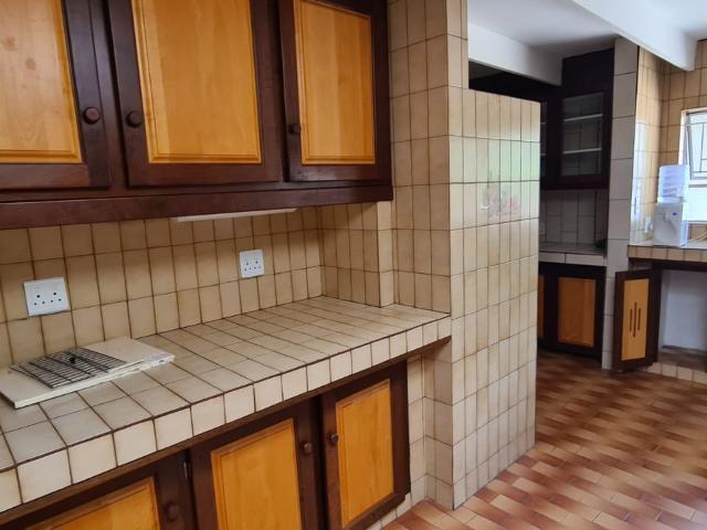 1 Bedroom Apartment / Flat To Rent in Val De Grace