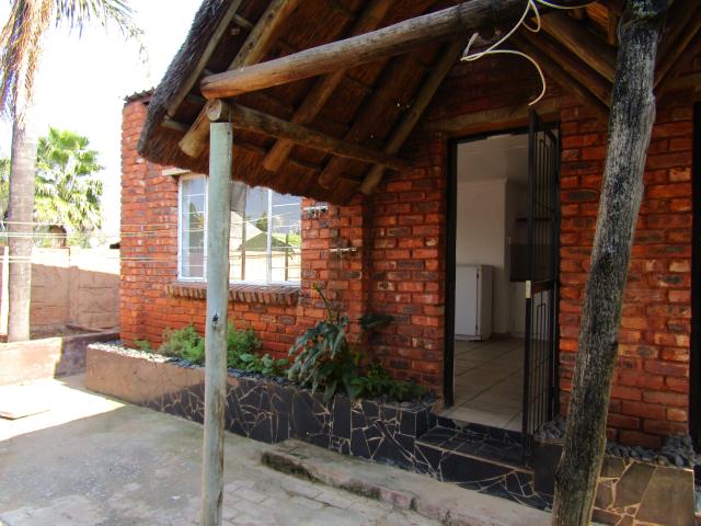 1 Bedroom Apartment / Flat To Rent in Valhalla