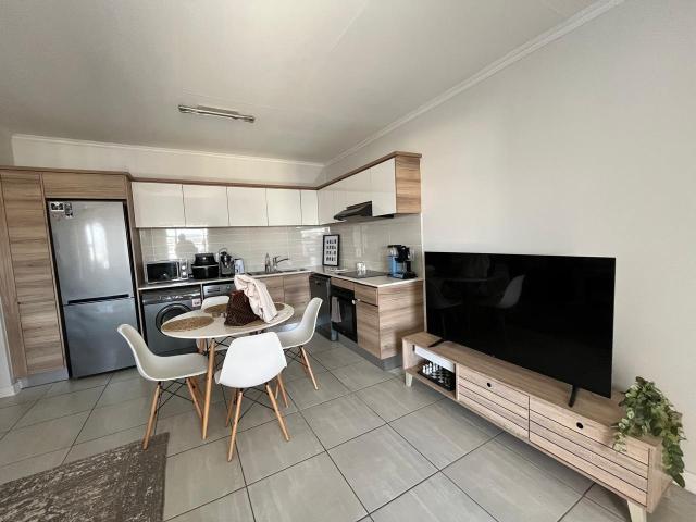 1 Bedroom Apartment / Flat To Rent in Waterfall