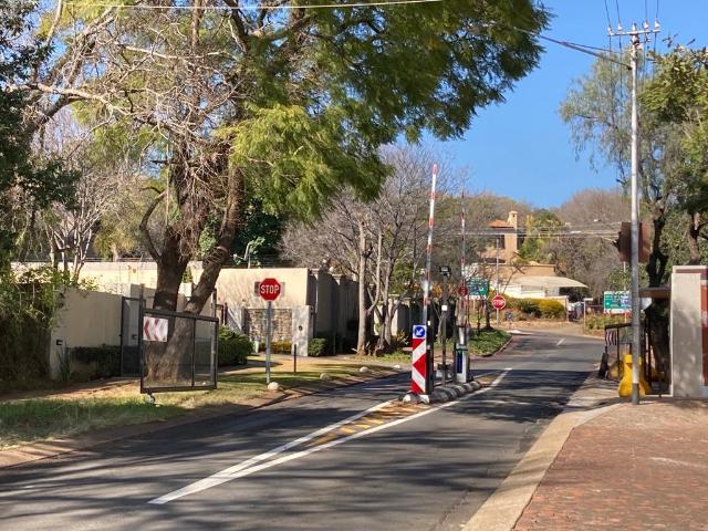 1 Bedroom Apartment / Flat To Rent in Waterkloof