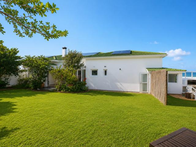 1 Bedroom Apartment / Flat To Rent in Yzerfontein