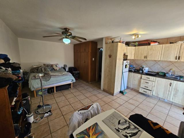 1 Bedroom Apartment / Flat To Rent in Ballito Central