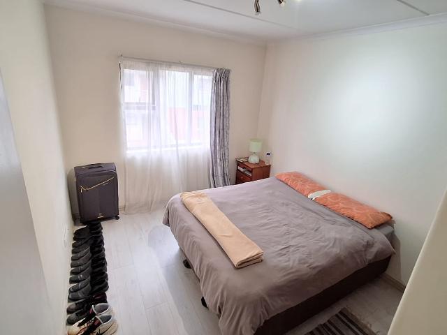1 Bedroom Apartment / Flat To Rent in Barbeque Downs