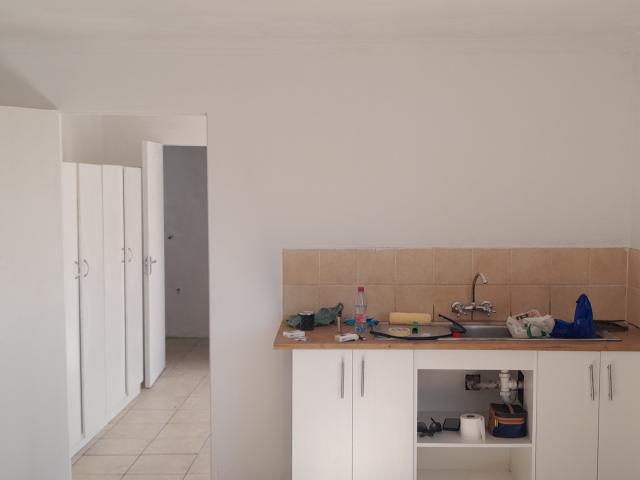 1 Bedroom Apartment / Flat To Rent in Belmont Park