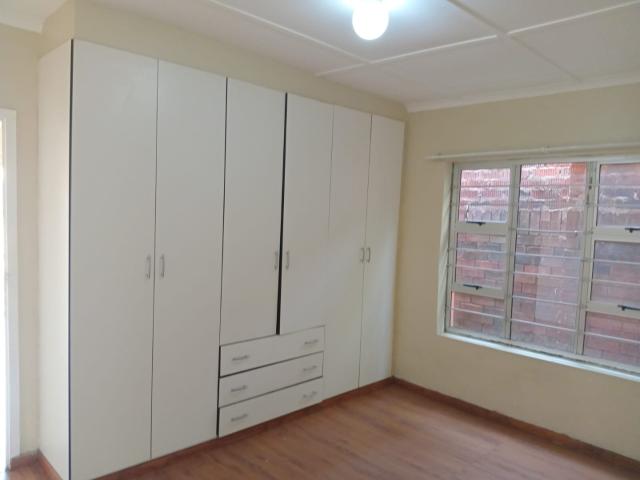 1 Bedroom Apartment / Flat To Rent in Birdswood