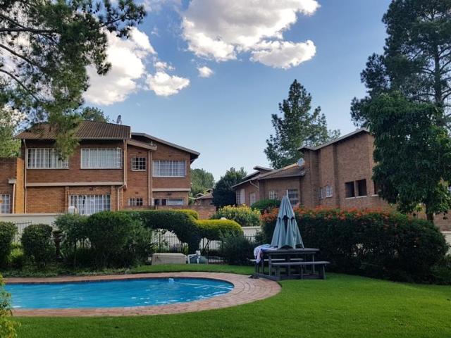 1 Bedroom Apartment / Flat To Rent in Bryanston