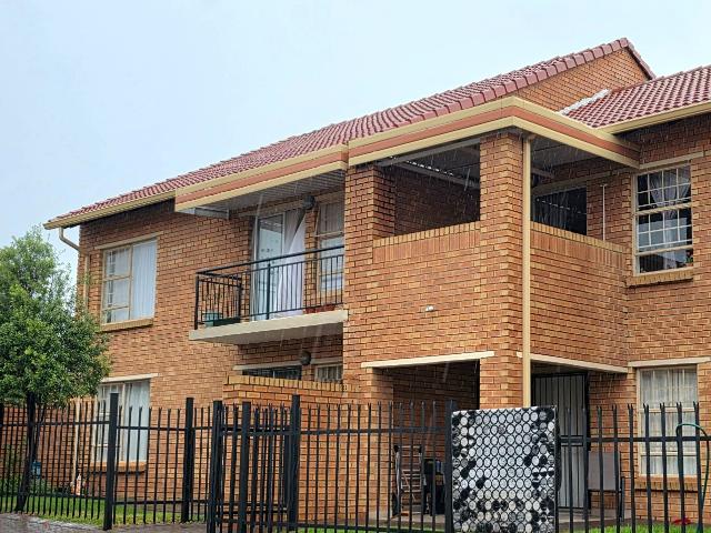 1 Bedroom Apartment / Flat To Rent in Elarduspark