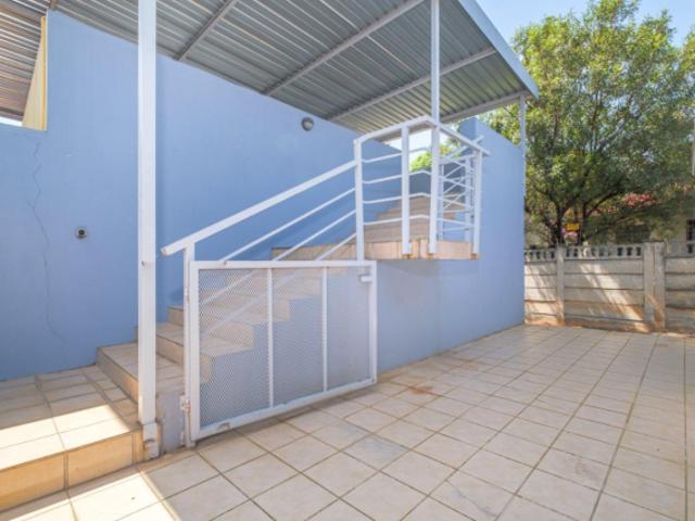 1 Bedroom Apartment / Flat To Rent in Franklin Roosevelt Park