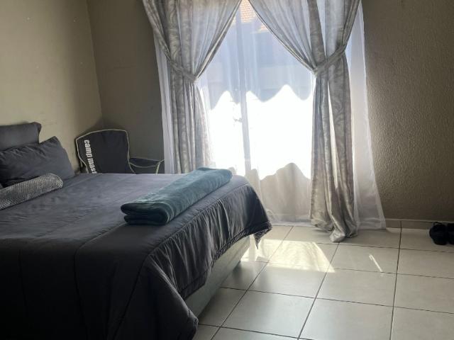 1 Bedroom Apartment / Flat To Rent in Halfway Gardens