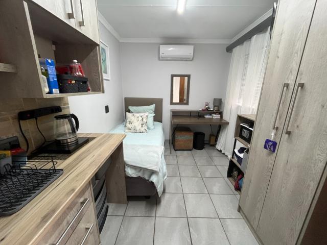 1 Bedroom Apartment / Flat To Rent in Herlear