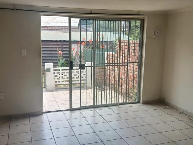 1 Bedroom Apartment / Flat To Rent in Horison