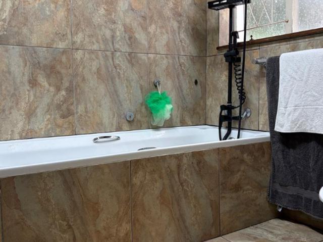 1 Bedroom Apartment / Flat To Rent in Kensington B