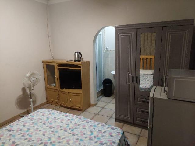 1 Bedroom Apartment / Flat To Rent in Kuruman