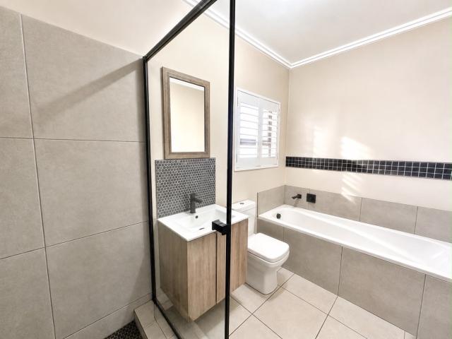 1 Bedroom Apartment / Flat To Rent in Lonehill