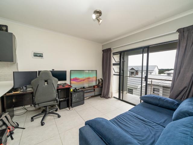1 Bedroom Apartment / Flat To Rent in Modderfontein