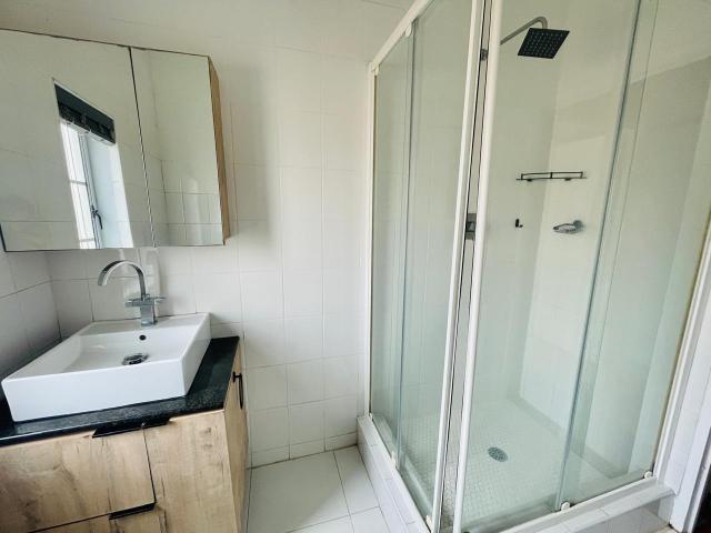 1 Bedroom Apartment / Flat To Rent in Morningside