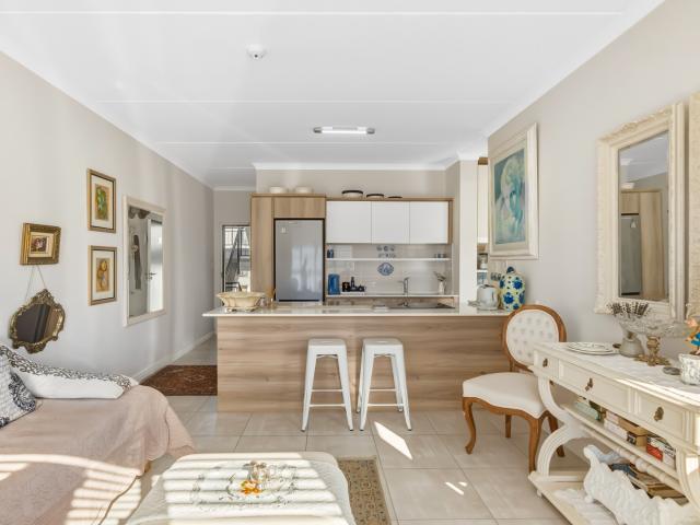 1 Bedroom Apartment / Flat To Rent in Paardevlei