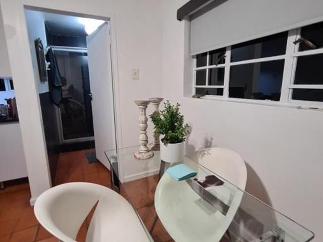 1 Bedroom Apartment / Flat To Rent in Parkhurst